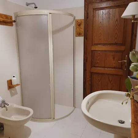 Daniela לינה וארוחת בוקר קסטיליונה די גרפניאנה