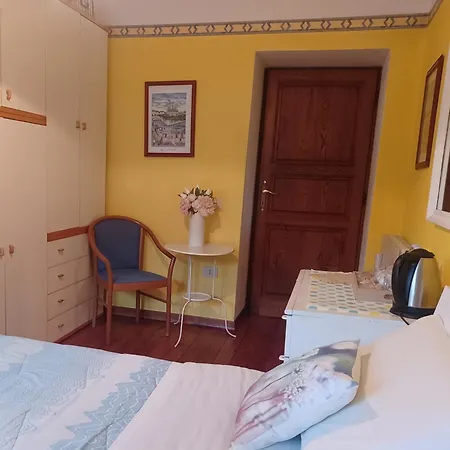 Daniela לינה וארוחת בוקר קסטיליונה די גרפניאנה