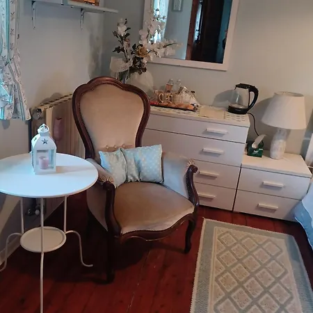 Daniela לינה וארוחת בוקר