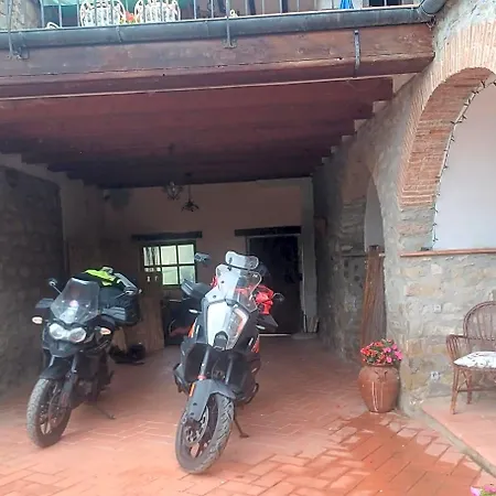 Daniela Bed and Breakfast 3*